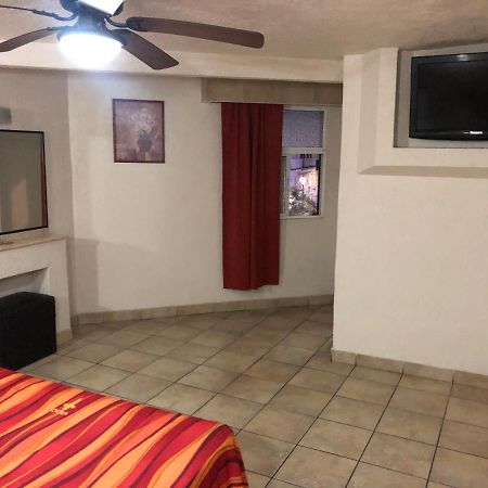 גואדלחארה Hotel Vigo מראה חיצוני תמונה